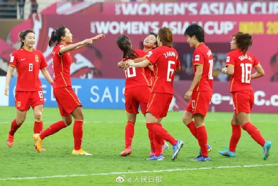  里昂女足四连冠创历史新纪录  